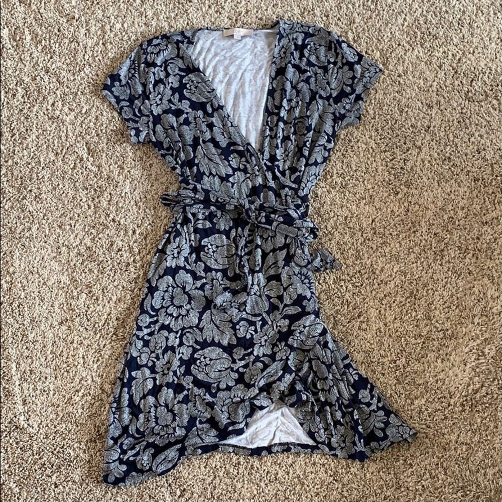 Women’s Loft Wrap Dress. Size large
